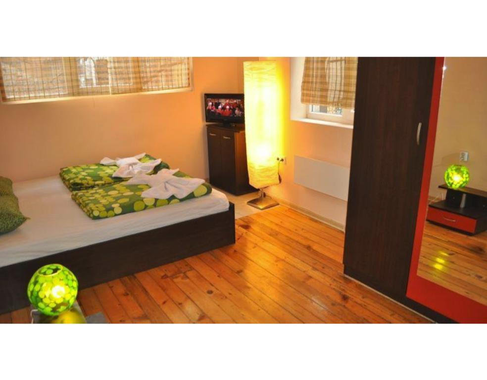 Elegance On A Budget - Rooms For Rent In Sofia Center Eksteriør billede