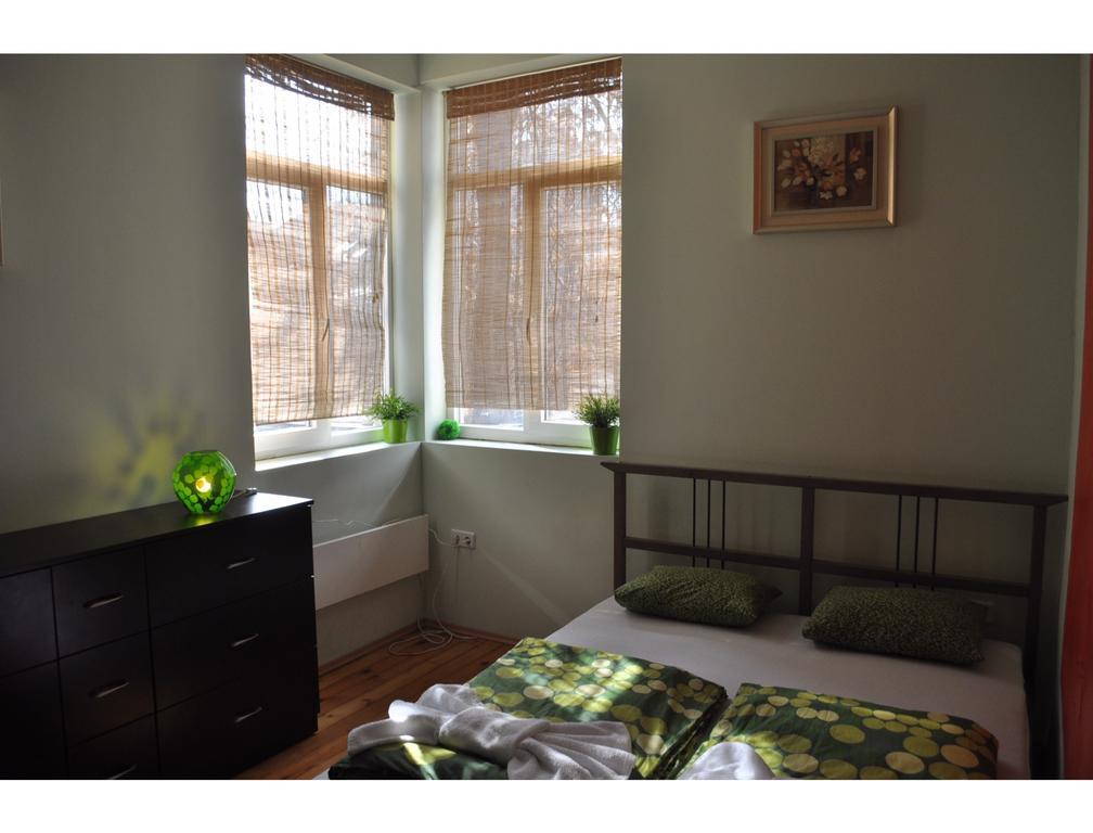 Elegance On A Budget - Rooms For Rent In Sofia Center Eksteriør billede