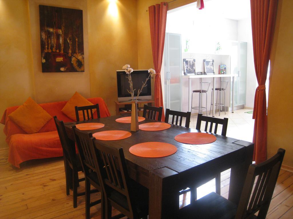 Elegance On A Budget - Rooms For Rent In Sofia Center Eksteriør billede
