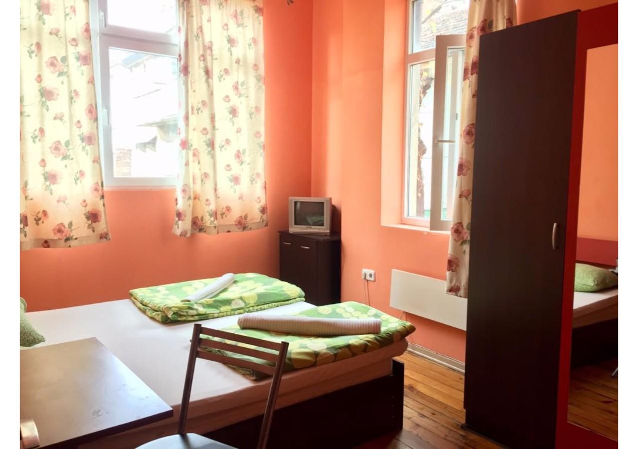 Elegance On A Budget - Rooms For Rent In Sofia Center Eksteriør billede